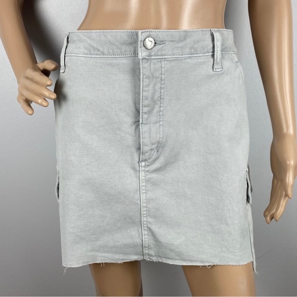 NEW JOE’S JEANS GREY MINI DENIM SKIRT - Picture 2 of 6